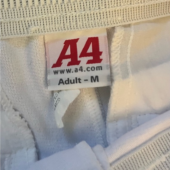 Mens white baseball pants (Medium). - Picture 2 of 2